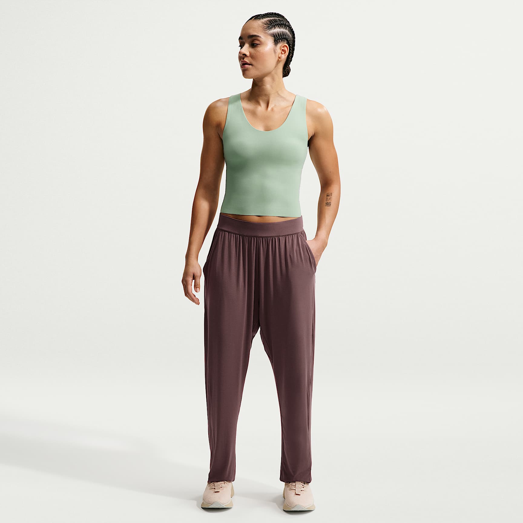 Nike Zenvy Women's Loose Mid-Rise Pants. Nike.com